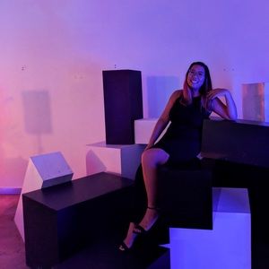 Meet your Posher, Nicole